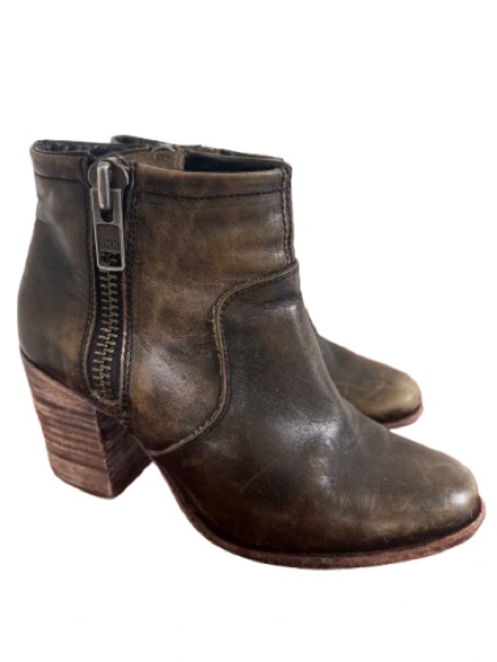 Hinge Leather Side Zip Distressed Stacked Heel Boots 6.5